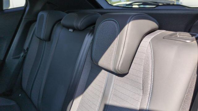 Peugeot 2008 image 1