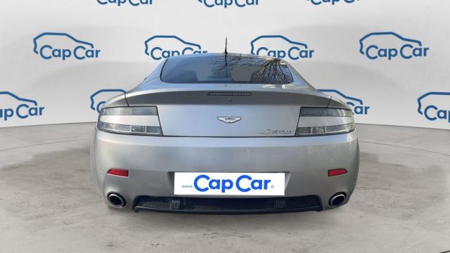 Aston Martin V8 Vantage image 9