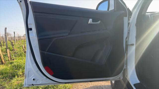 Kia Sportage image 2