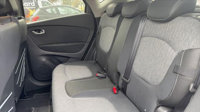 Renault Captur image 2