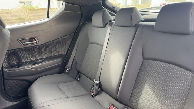Toyota C-Hr image 4