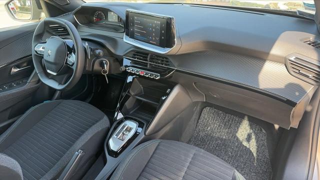 Peugeot 2008 image 4