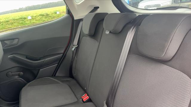 Ford Fiesta image 8