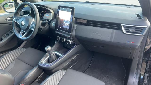 Renault Clio image 9