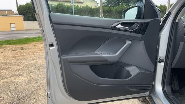 Volkswagen T-Cross image 1