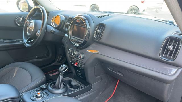 Mini Countryman image 5