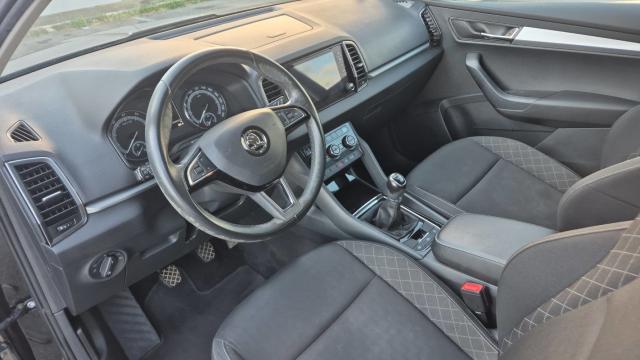 Skoda Karoq image 8