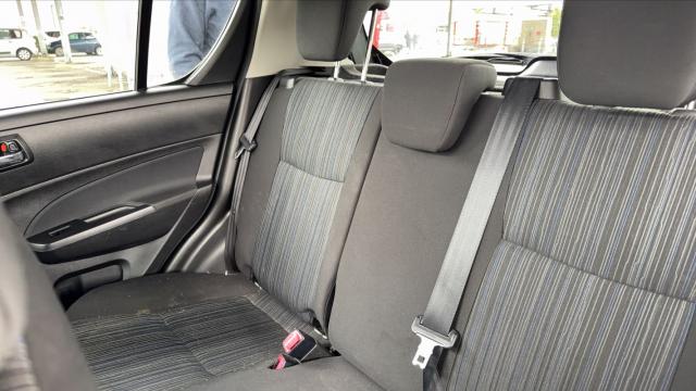 Suzuki Swift image 5