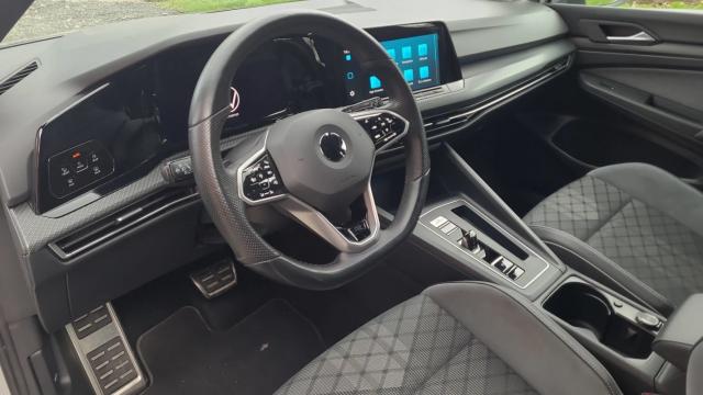 Volkswagen Golf image 2