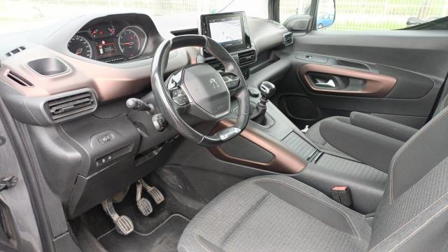 Peugeot Rifter image 3