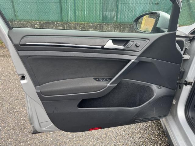 Volkswagen Golf image 3