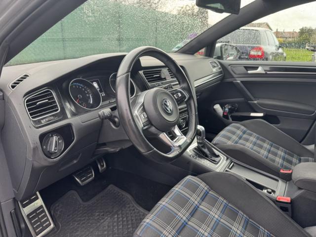 Volkswagen Golf image 5