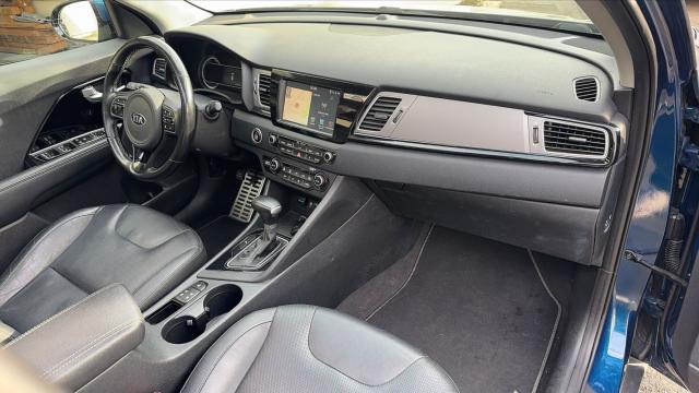 Kia Niro image 8