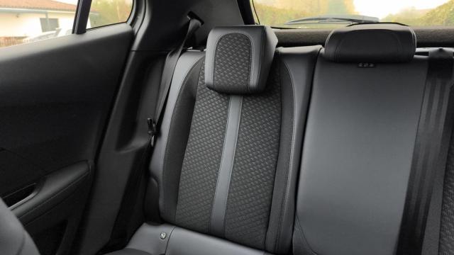 Peugeot 2008 image 5