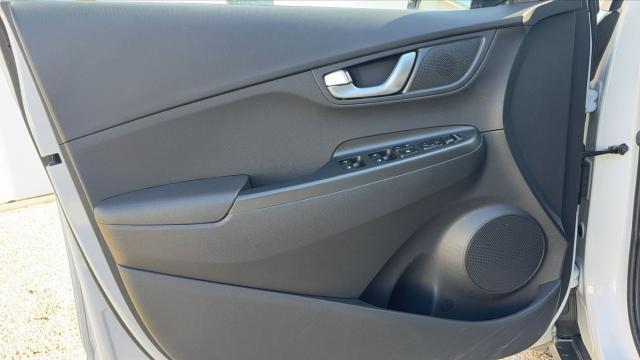 Hyundai Kona image 3