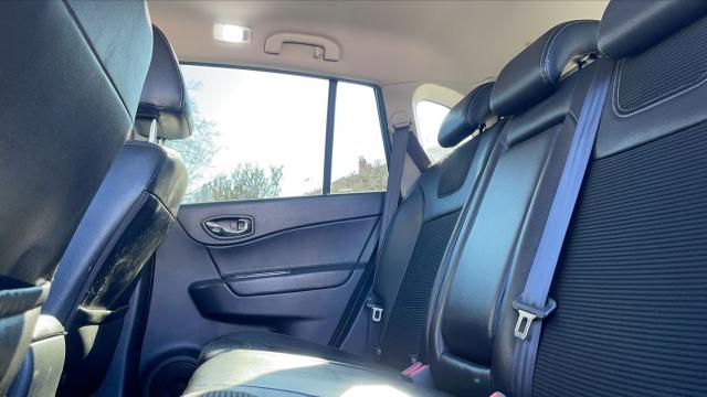 Renault Koleos image 2