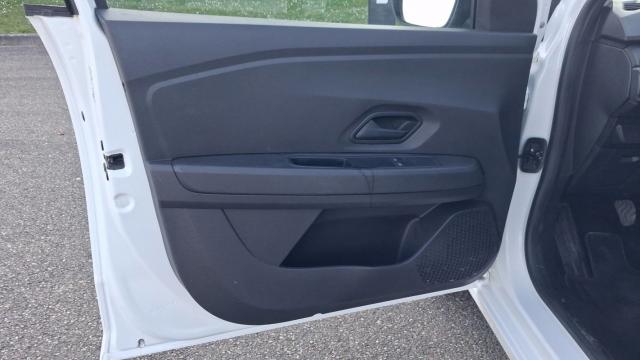 Dacia Sandero image 6