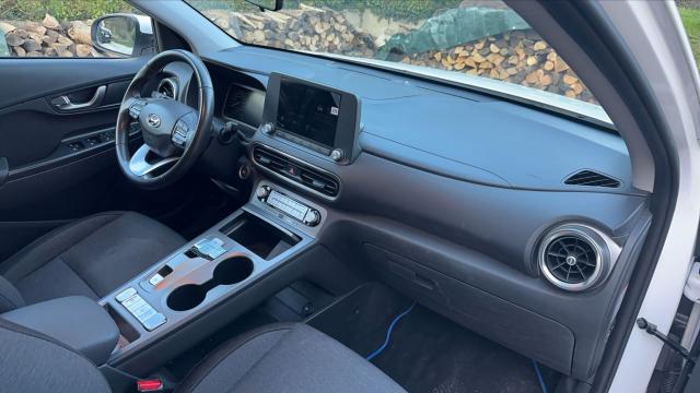 Hyundai Kona image 2