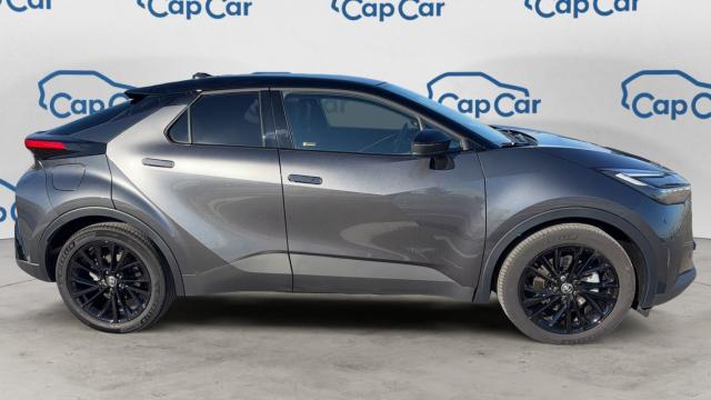 Toyota C-Hr image 9