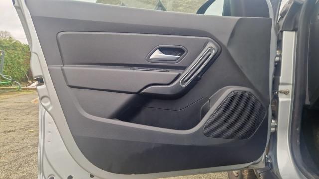 Dacia Duster image 4