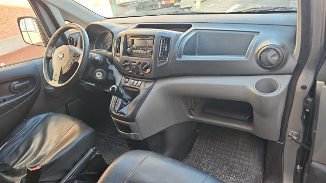 Nissan Nv200 image 5
