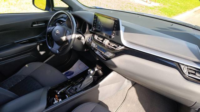 Toyota C-Hr image 4