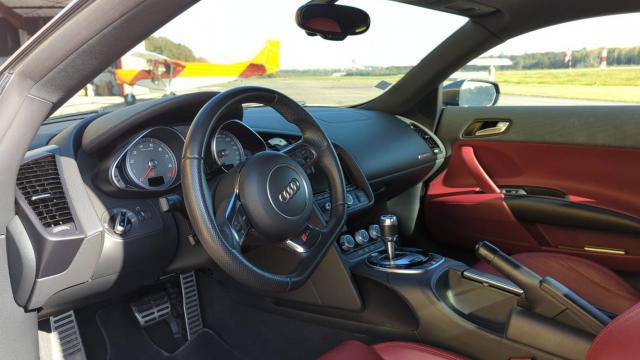 Audi R8 image 9