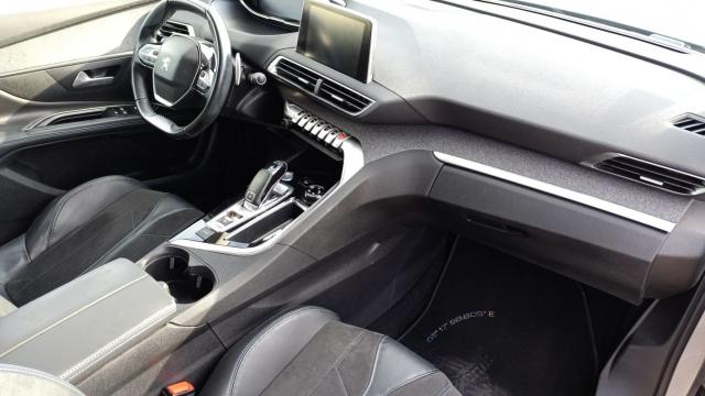 Peugeot 5008 image 3