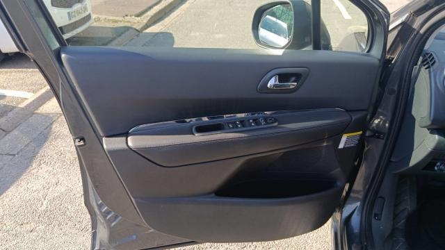 Peugeot 3008 image 3