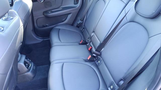 Mini Countryman image 6