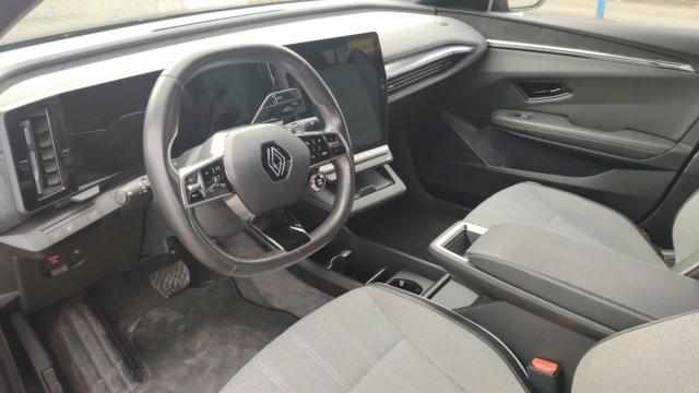 Renault Mégane image 2