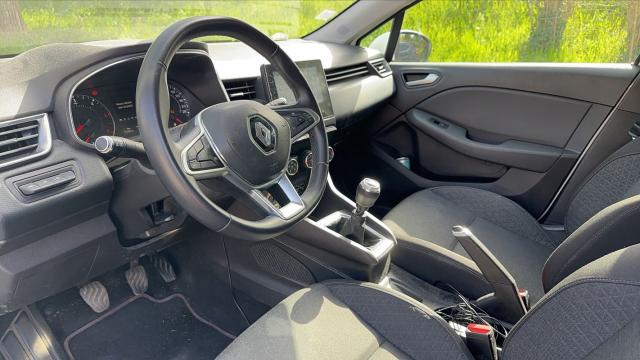 Renault Clio image 1