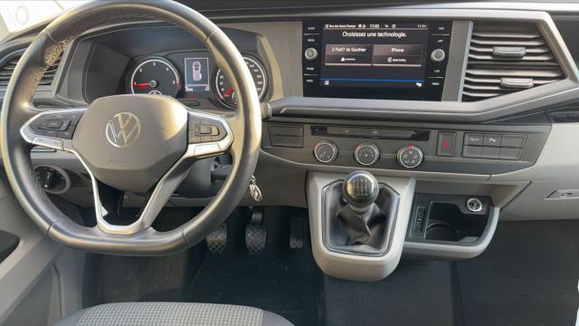 Volkswagen Transporter image 2