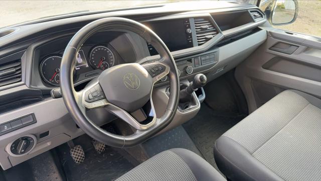 Volkswagen Transporter image 3