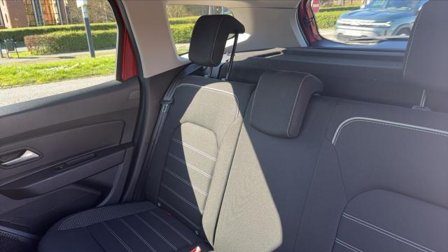 Dacia Duster image 2