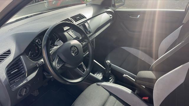 Skoda Fabia image 9