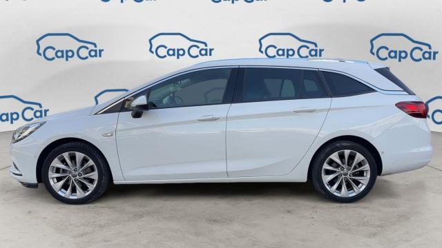 Opel Astra Sports Tourer image 8