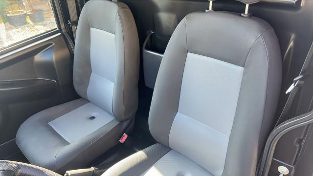 Aixam D-Truck image 4