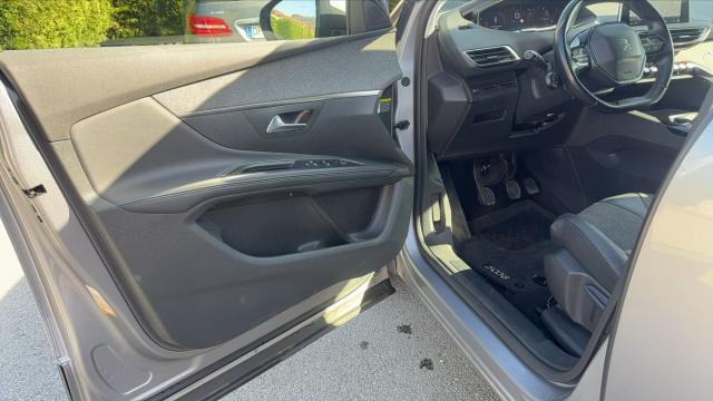 Peugeot 5008 image 7