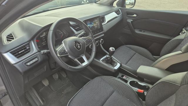 Renault Captur image 8