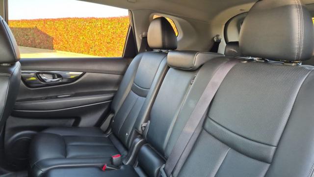 Nissan X-Trail image 2