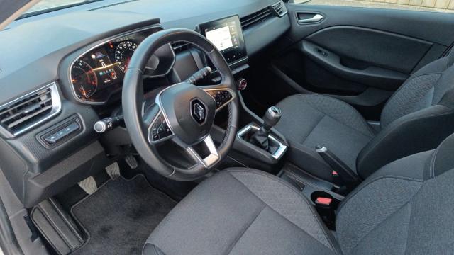 Renault Clio image 6