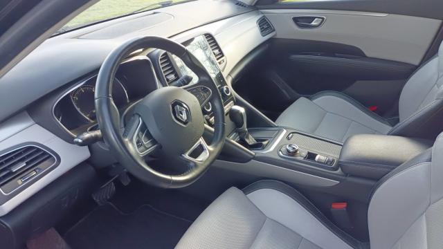 Renault Talisman Estate image 2