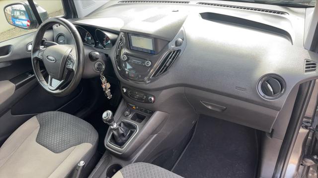 Ford Tourneo image 7