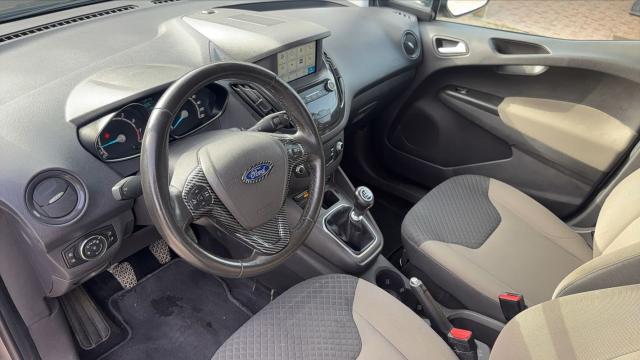 Ford Tourneo image 4