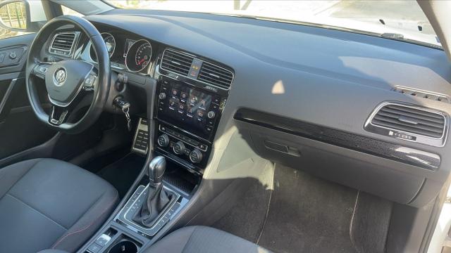 Volkswagen Golf Sw image 1