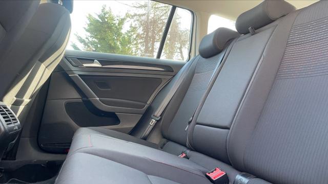 Volkswagen Golf Sw image 5