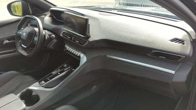 Peugeot 5008 image 4