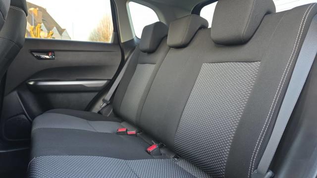 Suzuki Vitara image 4