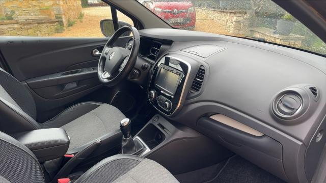 Renault Captur image 2